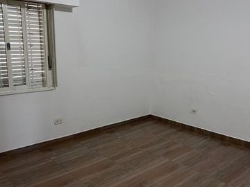 Departamento Tipo Casa en alquiler en Lomas de Zamora Oeste
