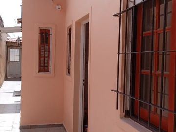 Chalet PH en alquiler en Haedo Sur