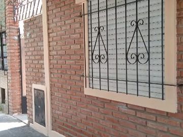 Chalet PH en alquiler en Haedo Sur