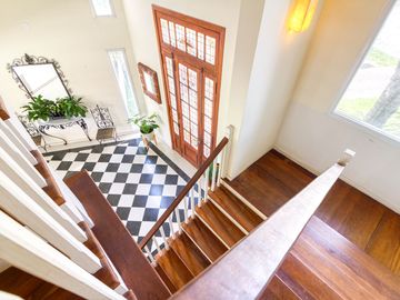 CASA EN VENTA AL AGUA EN NORDELTA