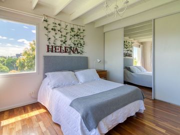 CASA EN VENTA AL AGUA EN NORDELTA