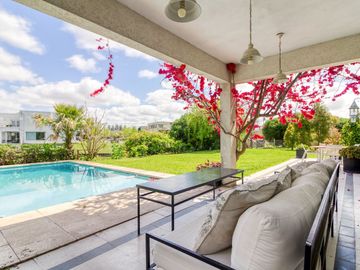 CASA EN VENTA AL AGUA EN NORDELTA