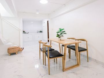 Office for sale in Khlong Kum, Bangkok