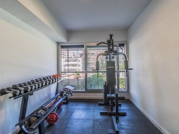 4 AMBIENTES C/DEP 137M2 PISO 20 IMPECABLE TODO LUZ