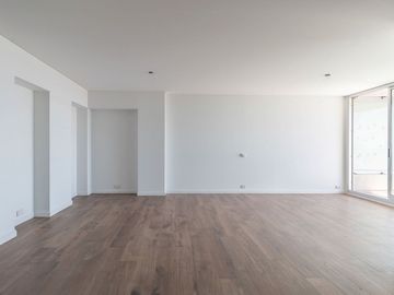 4 AMBIENTES C/DEP 137M2 PISO 20 IMPECABLE TODO LUZ