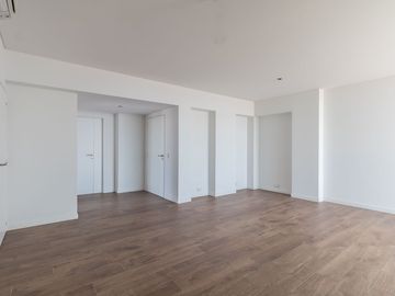 4 AMBIENTES C/DEP 137M2 PISO 20 IMPECABLE TODO LUZ