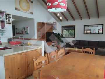 Casa en Venta en Santa Teresita 2444