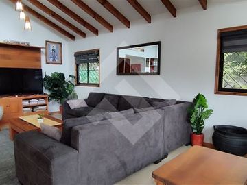 Casa en Venta en Santa Teresita 2444