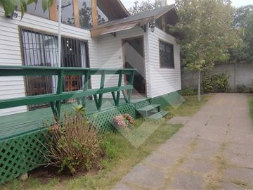 Casa en Venta en Santa Teresita 2444