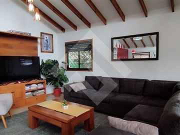 Casa en Venta en Santa Teresita 2444