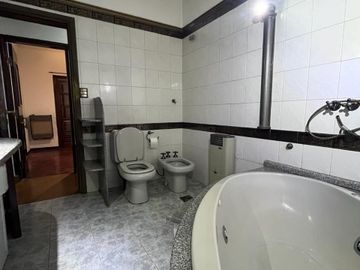 VENTA CASA 3 DORMITORIOS CON QUINCHO ALTO ALBERDI