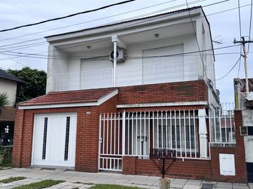 CHALET 4 AMB.C/QUINCHO, R.DE ESCALADA APTO CREDITO