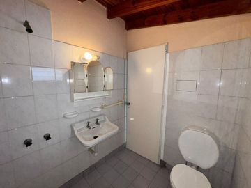 CHALET 4 AMB.C/QUINCHO, R.DE ESCALADA APTO CREDITO