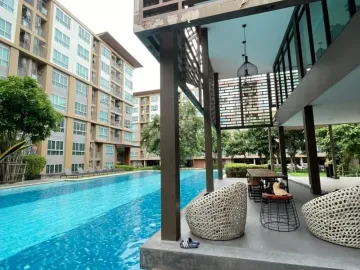 Luxurious, fully furnished Condo for Sale by Owner