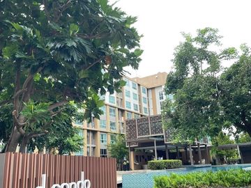 Luxurious, fully furnished Condo for Sale by Owner