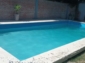 CASA QUINTA EN VENTA CON QUINCHO Y PILETA