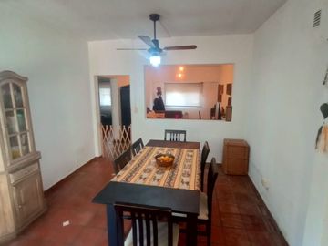 CASA QUINTA EN VENTA CON QUINCHO Y PILETA