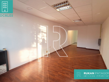 #AlquilerRUKAN | Local Comercial | Av. INDEPENDENCIA | Caleta Olivia.-