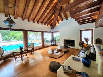 Casa en Venta en Avándaro Valle de Bravo
