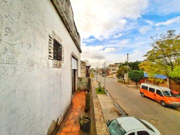VENTA CASA 7 AMB 400 M2 VALENTIN ALSINA LANÚS