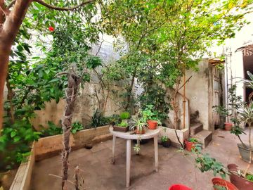 VENTA CASA 7 AMB 400 M2 VALENTIN ALSINA LANÚS