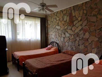 VENTA DE CASA DE 4 DORMITORIOS EN CAMPOS DE ROCA