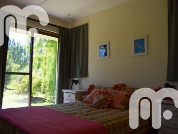 VENTA DE CASA DE 4 DORMITORIOS EN CAMPOS DE ROCA