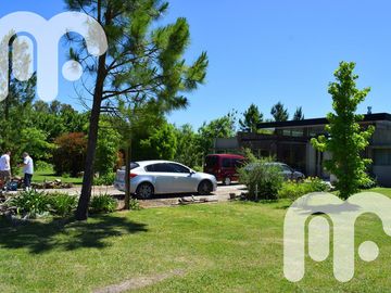 VENTA DE CASA DE 4 DORMITORIOS EN CAMPOS DE ROCA