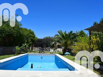 VENTA DE CASA DE 4 DORMITORIOS EN CAMPOS DE ROCA