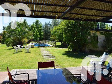 VENTA DE CASA DE 4 DORMITORIOS EN CAMPOS DE ROCA