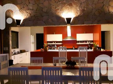 VENTA DE CASA DE 4 DORMITORIOS EN CAMPOS DE ROCA