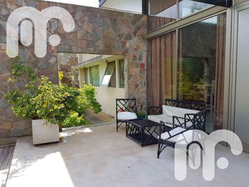 VENTA DE CASA DE 4 DORMITORIOS EN CAMPOS DE ROCA