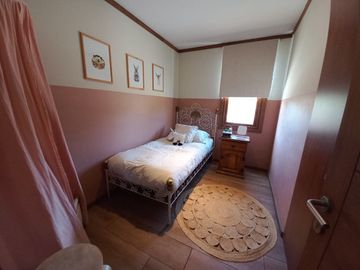 FABULOSA PARCELA CON 2 CASAS CONSTRUIDAS P ROJA, CHICUREO