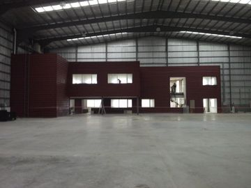 Galpón - Carlos Spegazzini - 2850m2 cubiertos en predio industrial