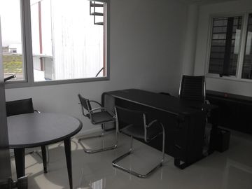 Galpón - Carlos Spegazzini - 2850m2 cubiertos en predio industrial