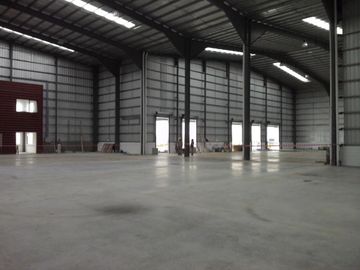 Galpón - Carlos Spegazzini - 2850m2 cubiertos en predio industrial