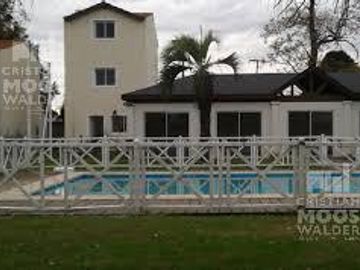 Departamento de 3 ambientes en venta en  Jardines de Escobar