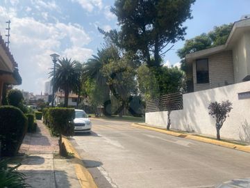 Casa en venta en Hacienda de las Palmas