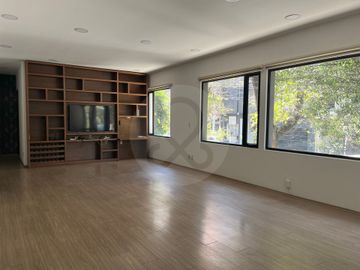 Departamento en renta en Del Valle Sur