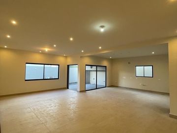 Casa en Venta en Monterrey, Carretera Nacional