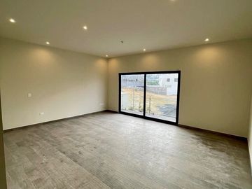 Casa en Venta en Monterrey, Carretera Nacional