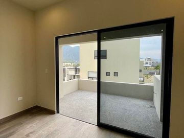 Casa en Venta en Monterrey, Carretera Nacional