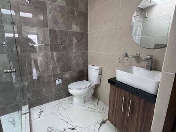 SE VENDE CASA 3 RECAMARAS AL NORTE DE AGUASCALIENTES VIÑA ANTIGUA