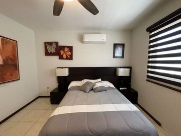 CASA EN VENTA EN VENTA EN CUMBRES ELITE 7 SECTOR - MONTERREY, NL