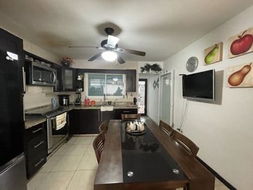 CASA EN VENTA EN VENTA EN CUMBRES ELITE 7 SECTOR - MONTERREY, NL