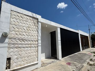 Casa en Venta de una Planta en Francisco de Montejo.