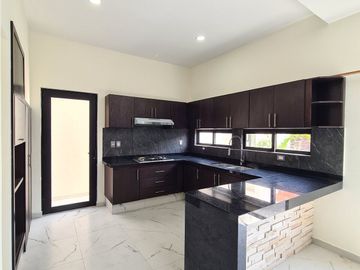 Casa en VENTA en LOMAS DE LA RIOJA