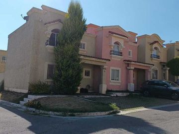 Venta de Casa en Condominio, Urbi Hacienda Balboa, Cuautitlán Izcalli
