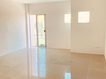 3 Bedroom Townhouse for sale in Noen Phra, Rayong