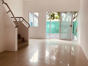 3 Bedroom Townhouse for sale in Noen Phra, Rayong